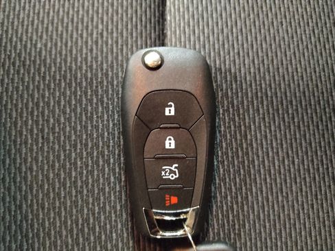 Used 2017 Chevrolet Cruze LS image 32