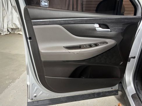 Used 2019 Hyundai Santa Fe SE FWD image 21