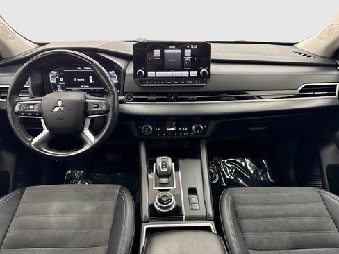 Used 2023 Mitsubishi Outlander SE AWD/4WD image 20
