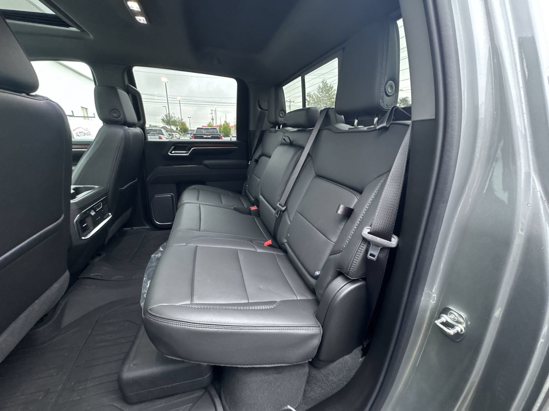 New 2026 GMC Sierra 3500 Denali w/ Denali Reserve Package AWD/4WD image 25