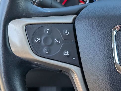 Used 2023 GMC Acadia Denali FWD image 24
