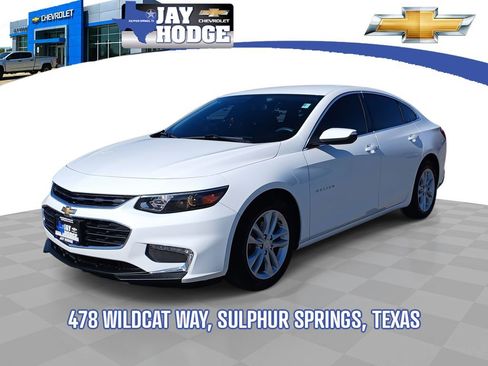 Used 2018 Chevrolet Malibu LT image 1