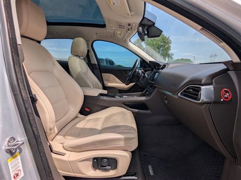 Used 2018 Jaguar F-PACE Prestige AWD/4WD image 15