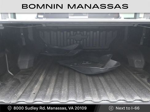 Used 2024 Chevrolet Colorado Z71 w/ Z71 Convenience Package 2 image 11