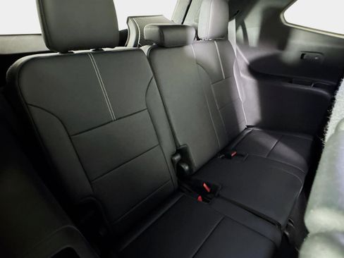 Certified 2024 GMC Acadia Elevation w/ Luxury Package image 26