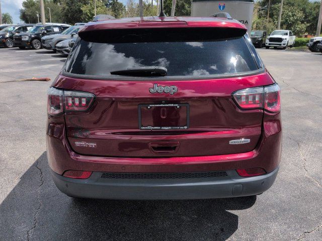 Used 2020 Jeep Compass Latitude FWD image 5