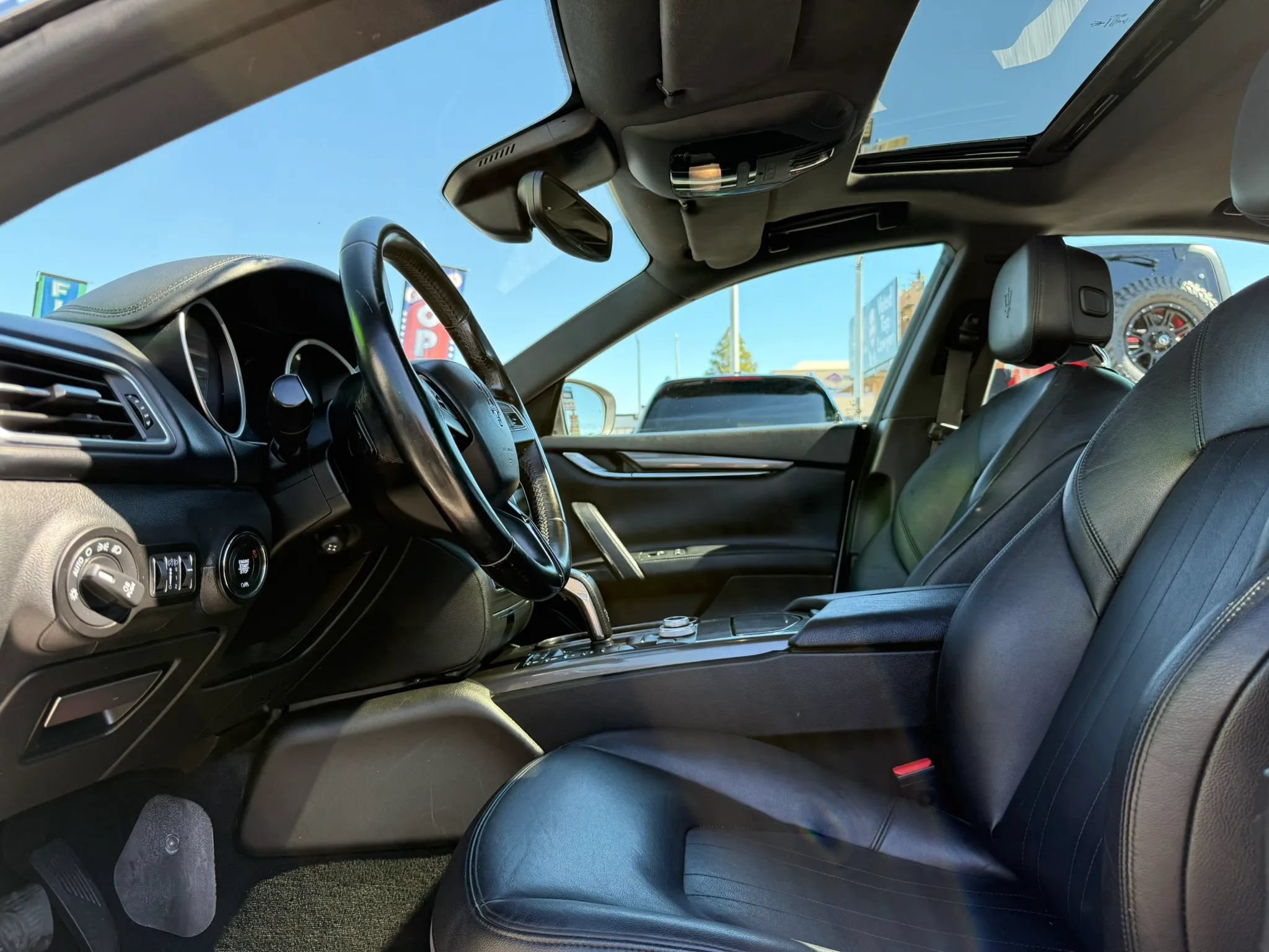 Used 2019 Maserati Ghibli RWD image 9