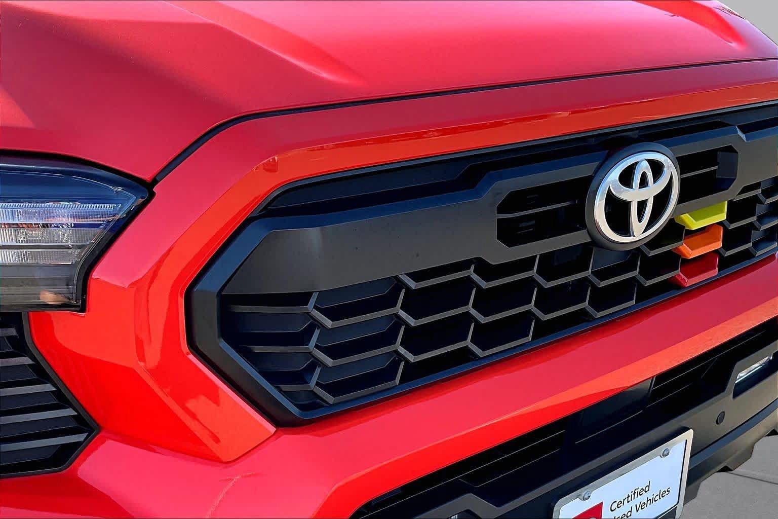 Certified 2024 Toyota Tacoma TRD Sport w/ TRD Sport Upgrade Package AWD/4WD image 29