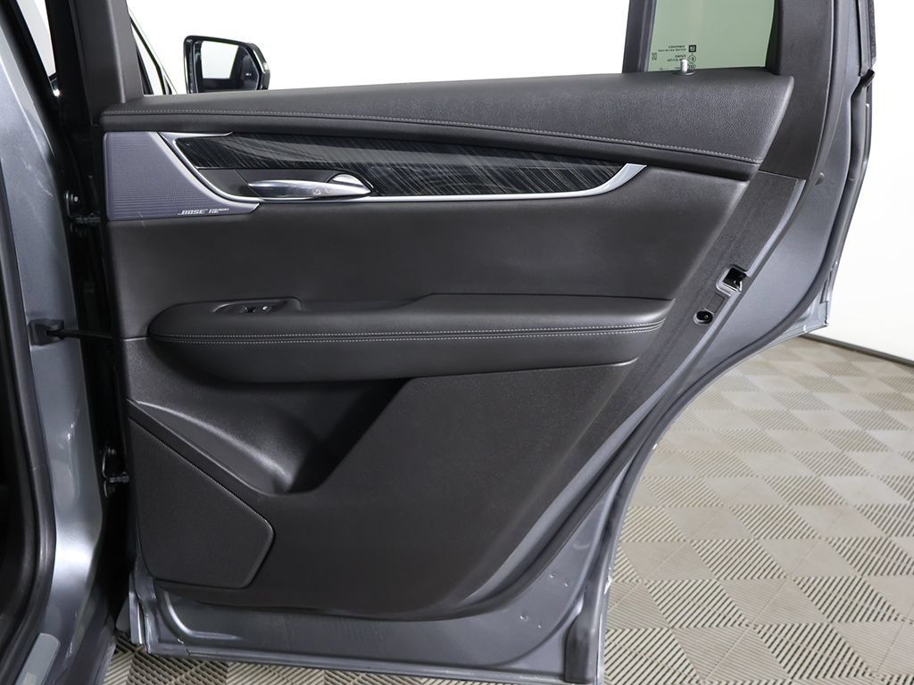 Used 2021 Cadillac XT6 Premium Luxury FWD image 27