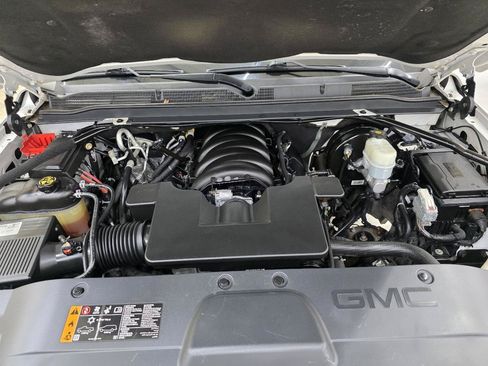 Used 2019 GMC Yukon XL SLT w/ Premium Edition RWD image 45