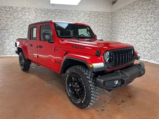 Used 2024 Jeep Gladiator Sport video 1