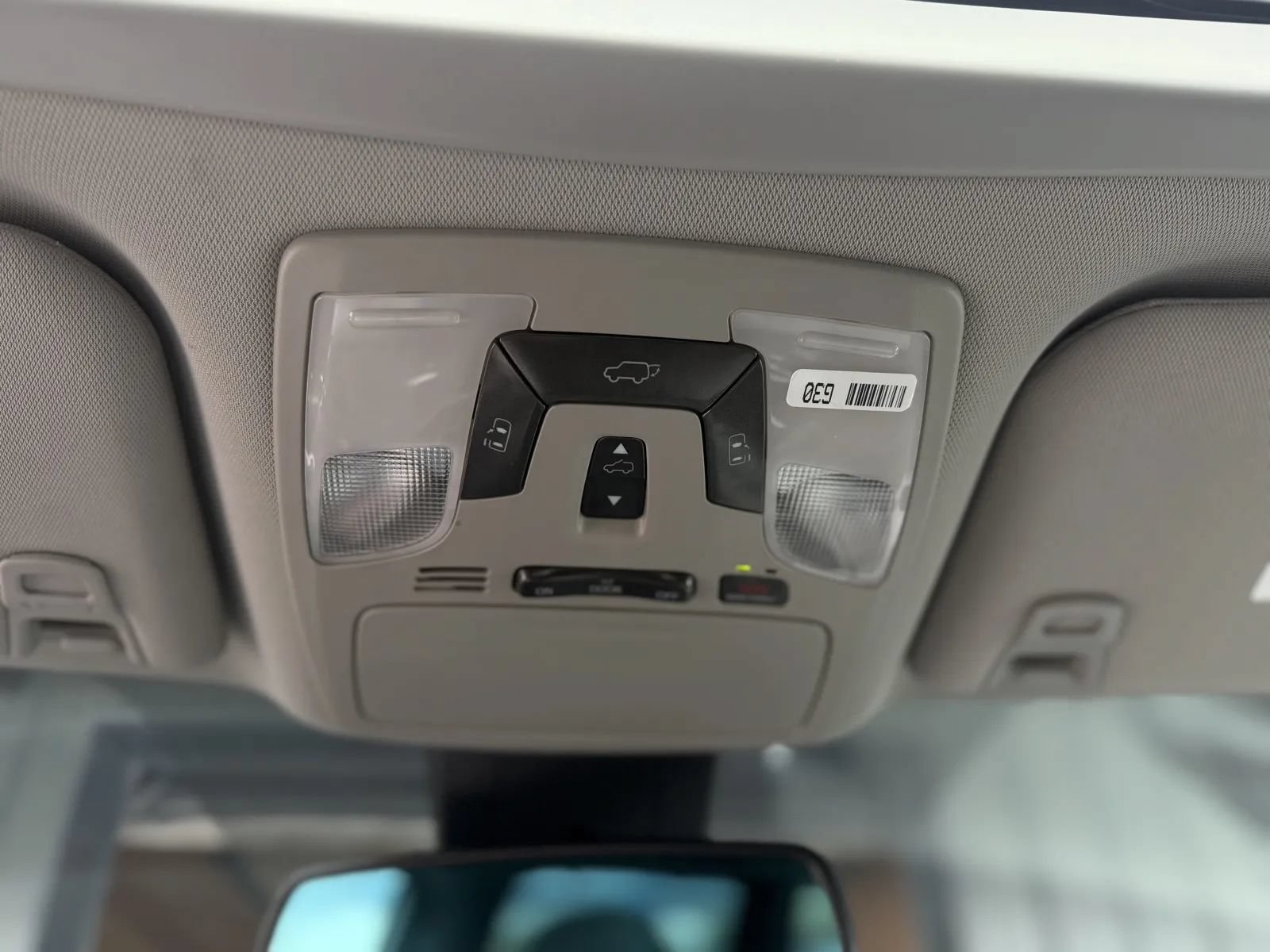Used 2019 Toyota Sienna XLE w/ XLE Navigation Package FWD image 40