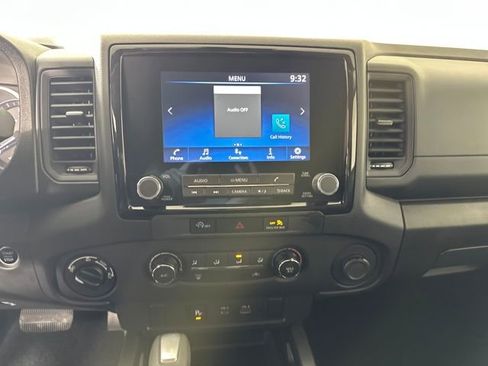 Used 2024 Nissan Frontier S w/ Technology Package image 21