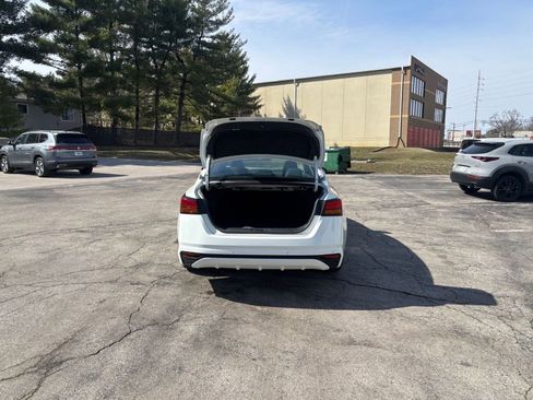 Used 2025 Nissan Altima 2.5 SV image 30