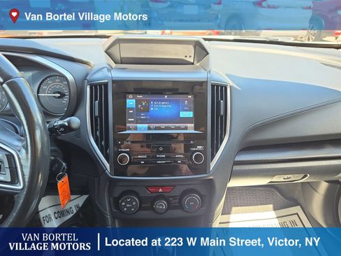 Used 2019 Subaru Crosstrek 2.0i Premium AWD/4WD image 17