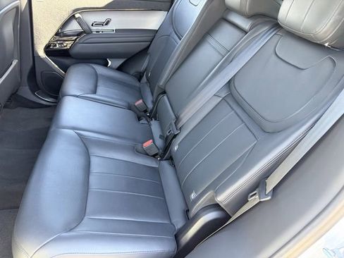 Used 2024 Land Rover Range Rover Sport Dynamic SE image 24