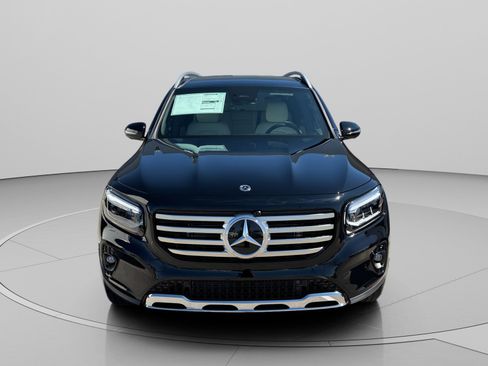 New 2026 Mercedes-Benz GLB 250 4MATIC image 8