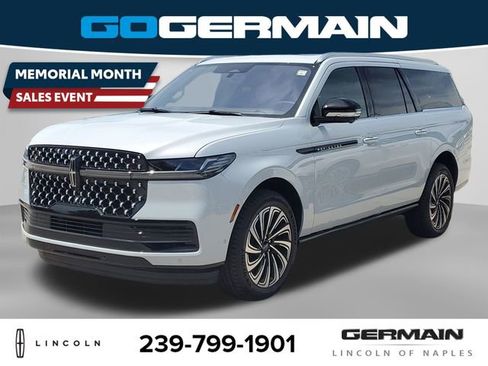 New 2025 Lincoln Navigator L Black Label AWD/4WD image 1