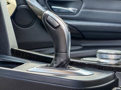 Used 2018 BMW 330i Sedan image 22