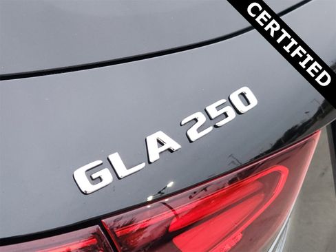 Certified 2025 Mercedes-Benz GLA 250 image 13