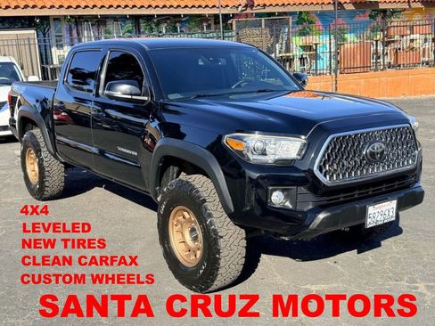 Used 2019 Toyota Tacoma TRD Off-Road image 1