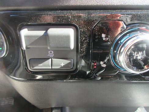 New 2026 GMC Sierra 1500 Elevation w/ Elevation Premium Package image 21