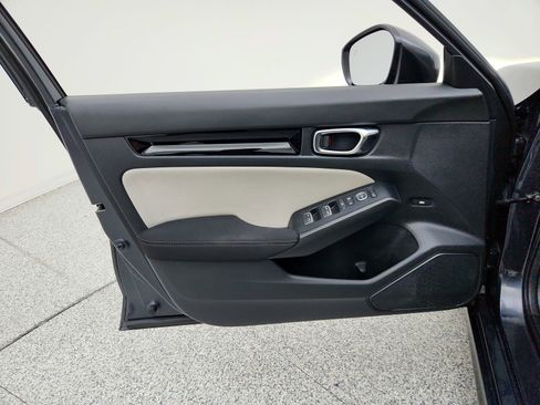 Used 2024 Honda Civic EX image 25