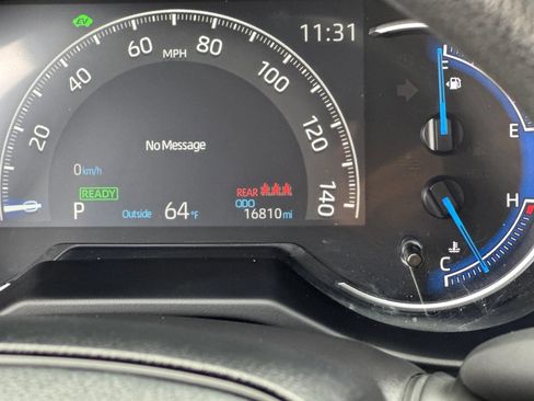 Used 2025 Toyota RAV4 LE image 23