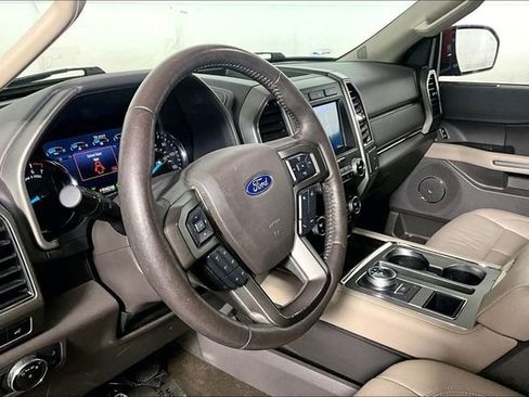 Used 2020 Ford Expedition XLT w/ Equipment Group 202A RWD image 13