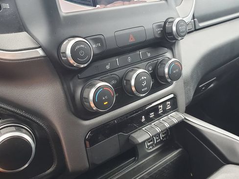 Used 2023 RAM 1500 Big Horn AWD/4WD image 28