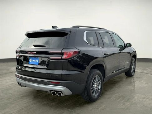 Used 2025 GMC Acadia Elevation image 9