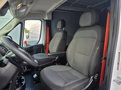 Used 2023 RAM ProMaster 3500 w/ Driver Convenience Group image 10
