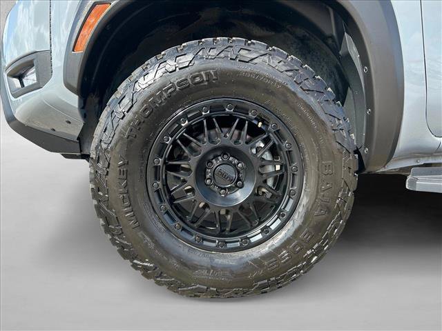 Used 2025 Nissan Frontier PRO-4X w/ Pro Premium Package AWD/4WD image 28