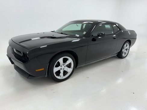 Used 2013 Dodge Challenger R/T image 5