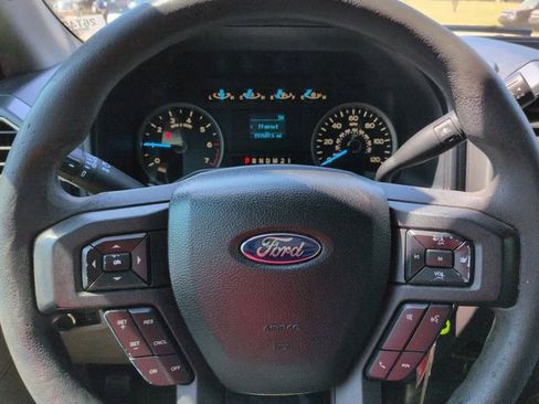 Used 2015 Ford F150 XLT RWD image 31