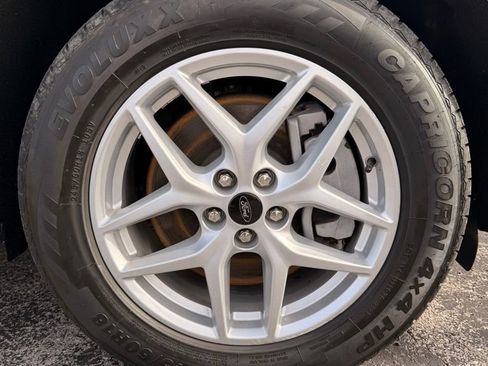 Used 2024 Ford Edge SEL image 16