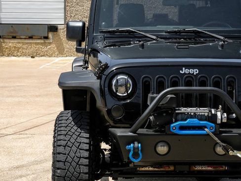 Used 2014 Jeep Wrangler Sport AWD/4WD image 40
