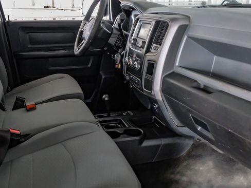 Used 2017 RAM 2500 Tradesman w/ Chrome Appearance Group image 12