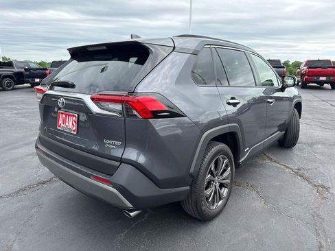 Used 2025 Toyota RAV4 Limited AWD/4WD image 9