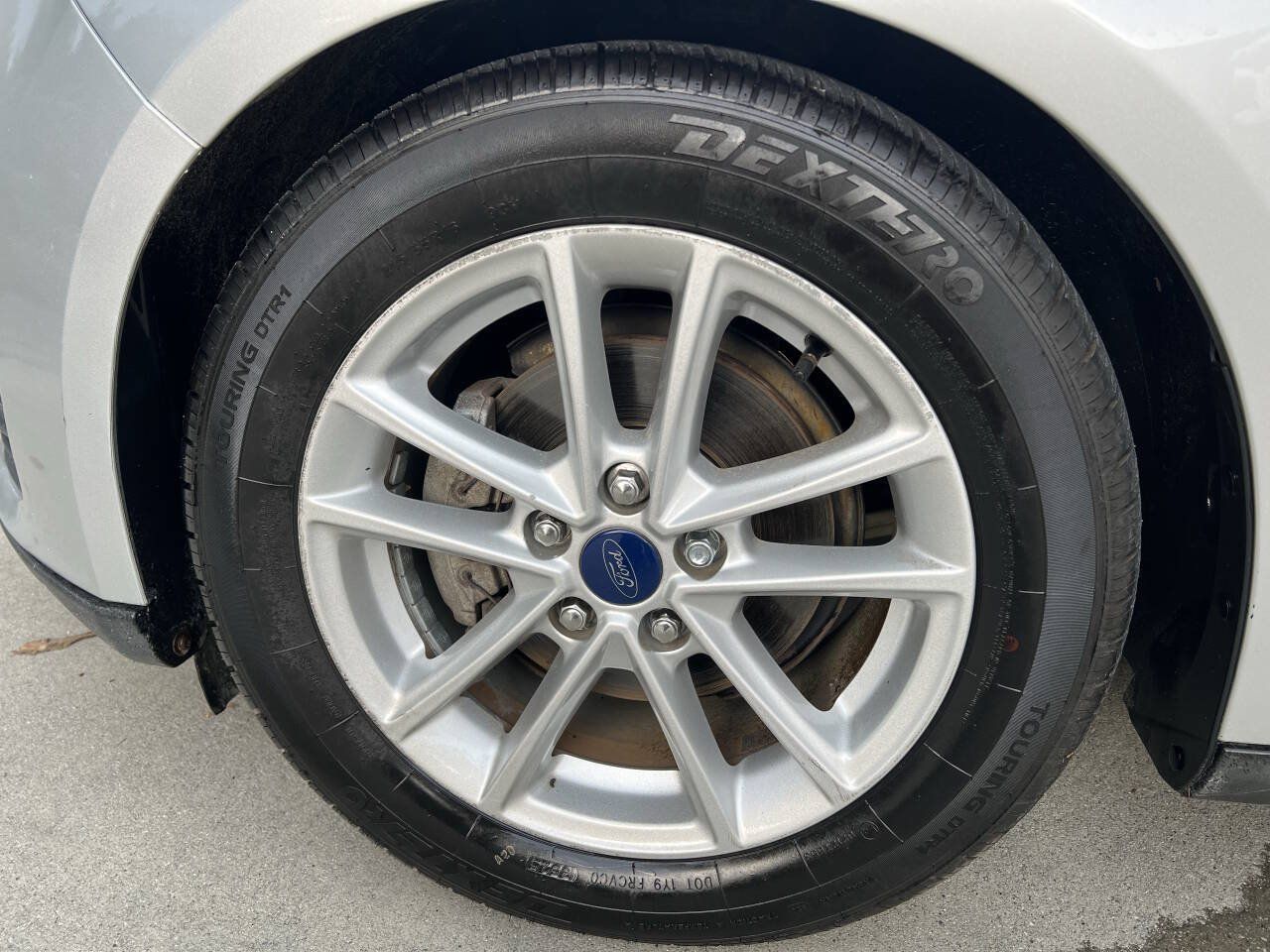 Used 2016 Ford Focus SE FWD image 27