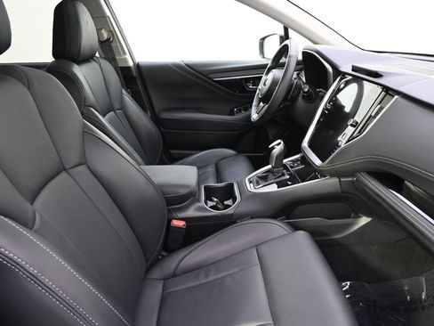 Used 2024 Subaru Outback Limited AWD/4WD image 16