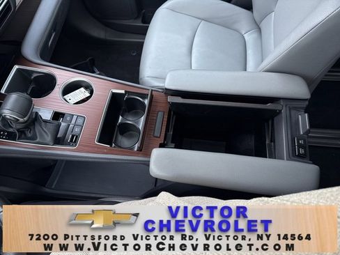 Used 2023 Toyota Sienna XLE image 23