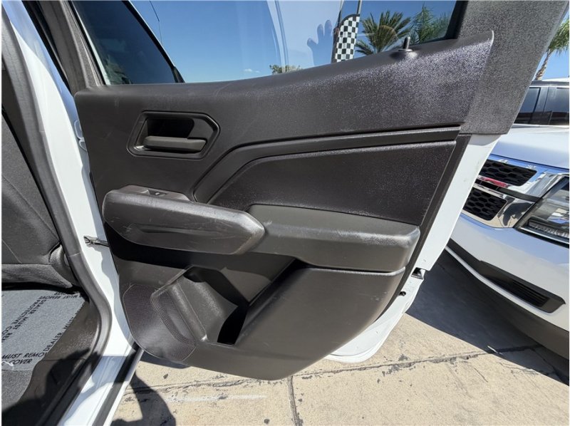 Used 2023 Chevrolet Colorado W/T RWD image 25