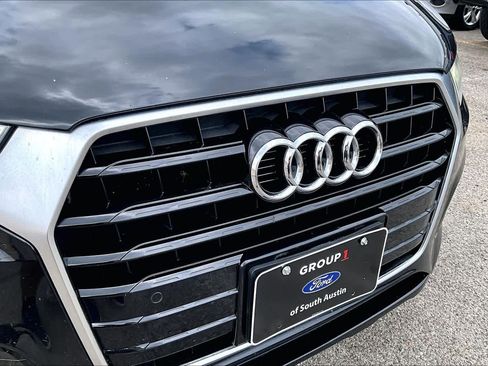 Used 2018 Audi Q3 2.0T Premium FWD image 30