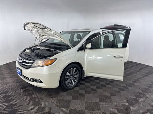 Used 2016 Honda Odyssey Touring image 13