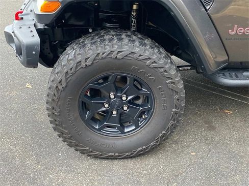 Used 2020 Jeep Gladiator Rubicon image 6