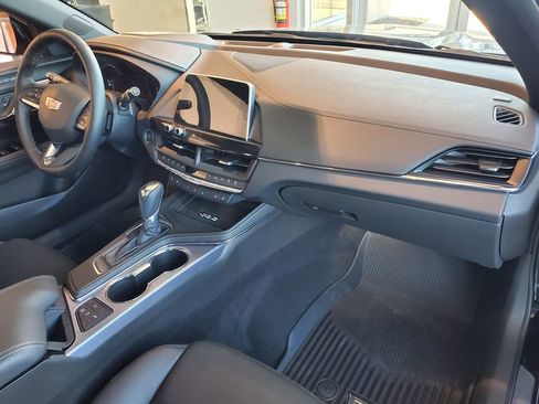 Used 2025 Cadillac CT4 Premium Luxury image 35