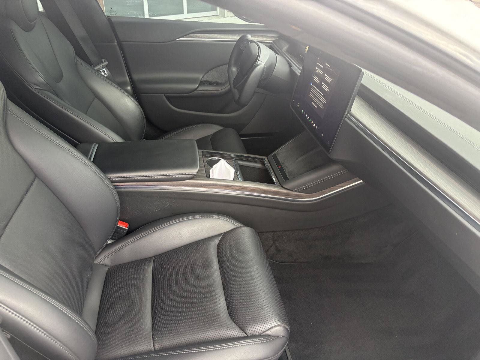 Used 2022 Tesla Model S AWD/4WD image 21
