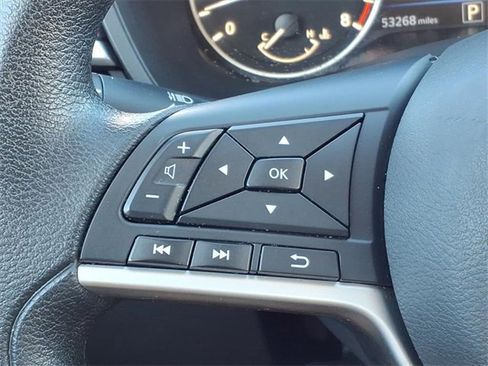 Used 2024 Nissan Altima 2.5 SV image 21