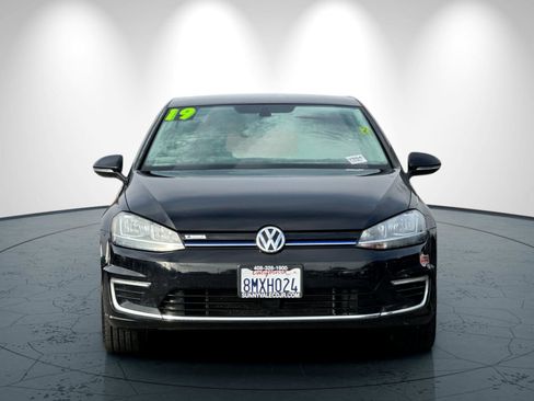 Used 2019 Volkswagen e-Golf SE w/ Driver Assistance Package image 9